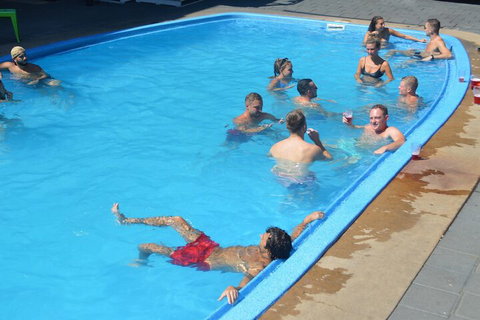 Youth Shack Backpackers - Hostel - Accommodation Burleigh 6