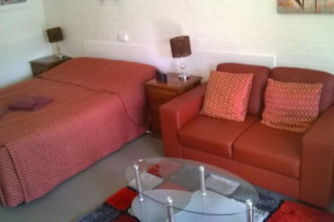 Colonial Inn Tamworth - Accommodation Burleigh 0