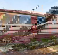 Yarra Glen Racecourse Apartments - Accommodation Burleigh