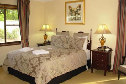 Bathurst Heights B&B - Accommodation Burleigh 4