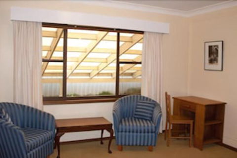 Bathurst Heights B&B - Accommodation Burleigh 5