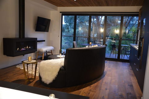 Kudos Villas And Retreats - Accommodation Burleigh 1