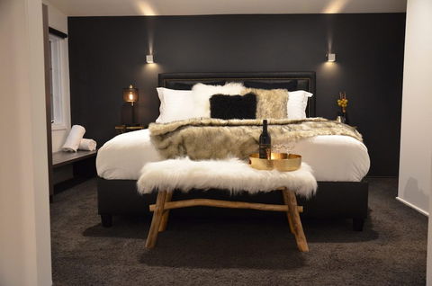 Kudos Villas And Retreats - Accommodation Burleigh 3