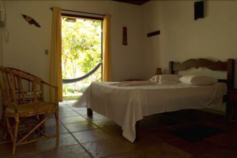 Emaroo Hotel Port Hughes - Accommodation Burleigh 6