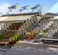 First City Caravilla - Accommodation Burleigh