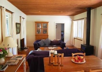Allenvale - Accommodation Burleigh 3