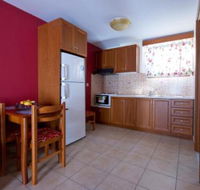 Shaws on the Shore - Accommodation Burleigh
