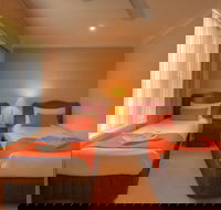 Endeavour Court Motor Inn - Accommodation Burleigh