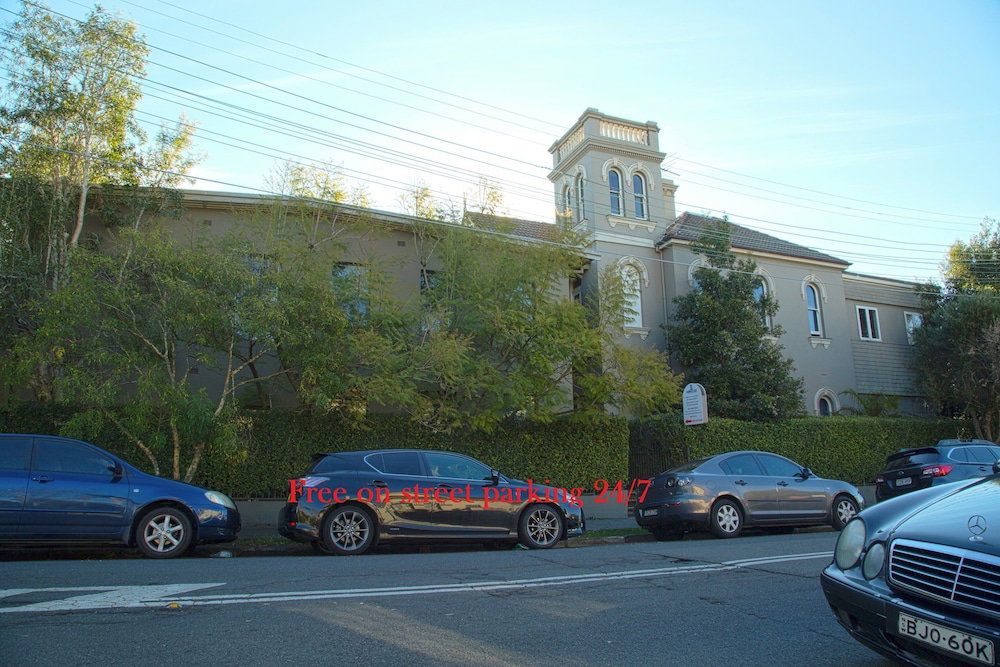 Stanmore NSW Accommodation Burleigh