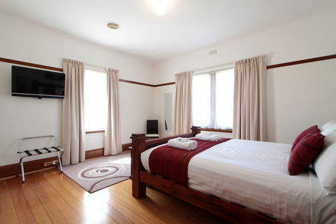 Moonah Central Apartments - Accommodation Burleigh 6