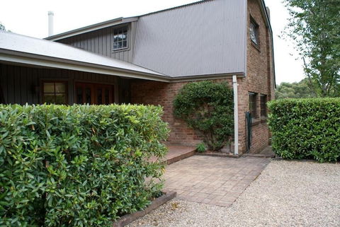 Yallambee - Accommodation Burleigh 3