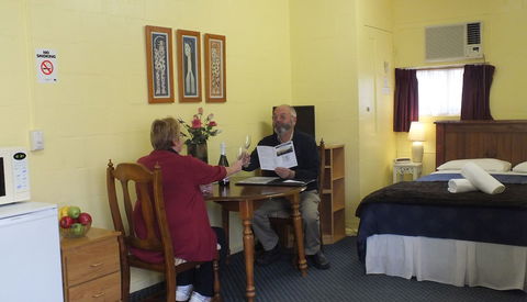 Warrnambool Motel And Holiday Park - Accommodation Burleigh 5