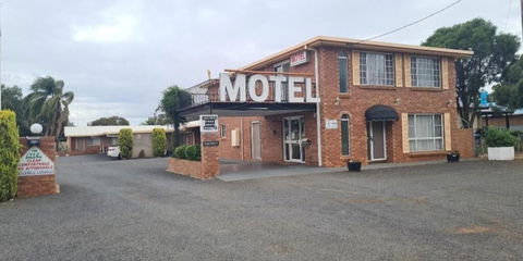 Alfa Motel - Accommodation Burleigh 3
