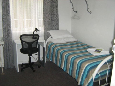 Kookaburra Inn - Accommodation Burleigh 1