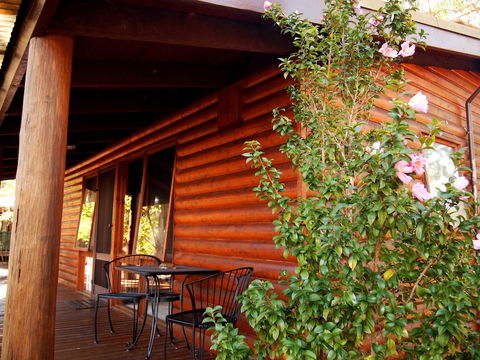 Ferndale - Accommodation Burleigh 1