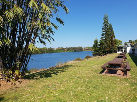 Moon River Motor Inn - Accommodation Burleigh 1