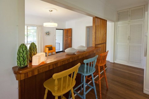 Ron's Beach House - Accommodation Burleigh 3