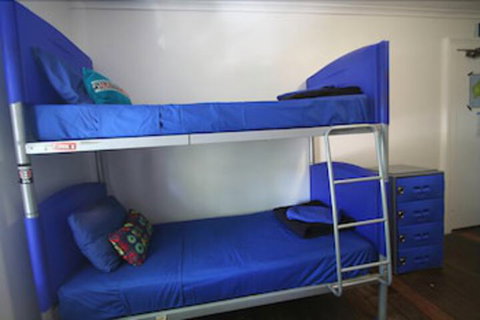 Original Backpackers - Accommodation Burleigh 5