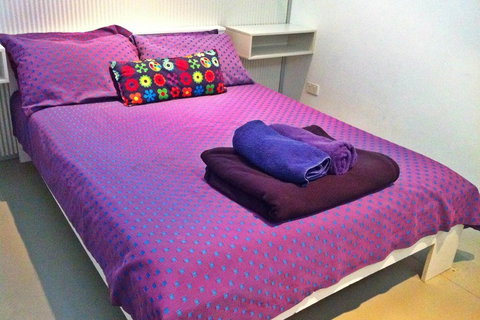 Original Backpackers - Accommodation Burleigh 7