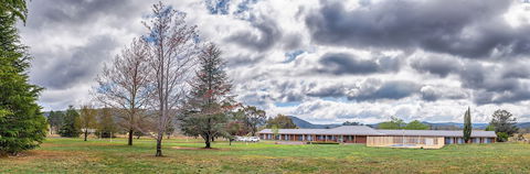 Bushmans Motor Inn - Accommodation Burleigh 3