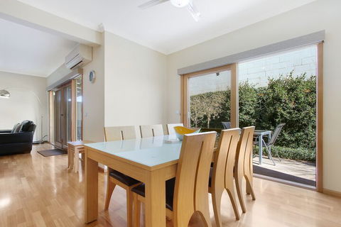 Apartments On Church - Accommodation Burleigh 2