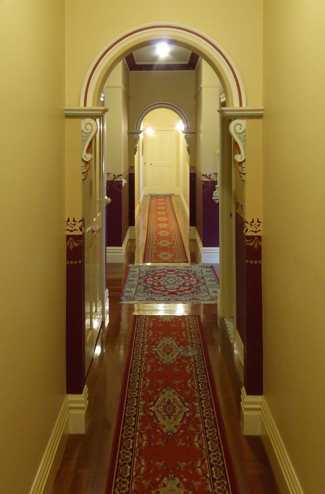 Wesburn VIC Accommodation Burleigh