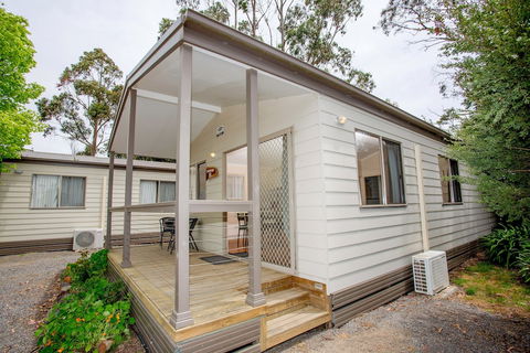Big4 Ballarat Windmill Holiday Park - Accommodation Burleigh 0