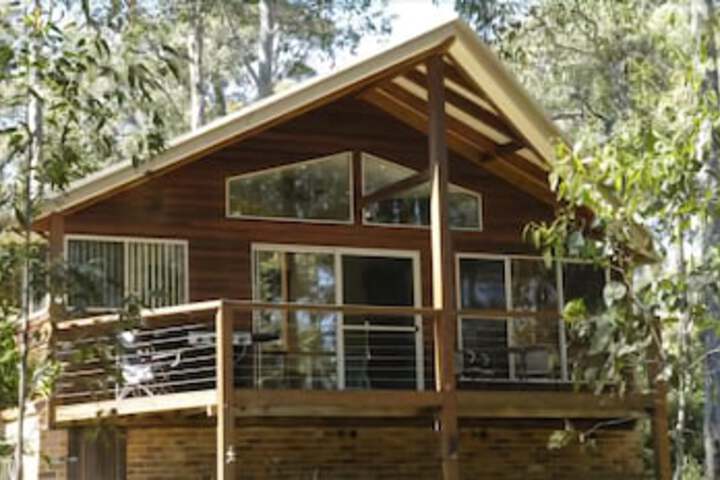 Wandandian NSW Accommodation Burleigh