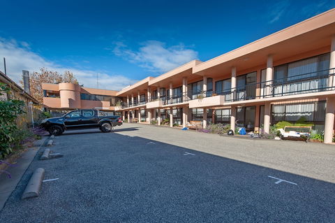 Albury Winsor Park Motor Inn - Accommodation Burleigh 2