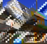 The Entrance Backpackers - Hostel - Accommodation Burleigh