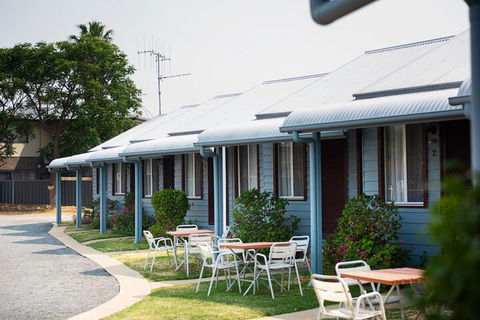 Canberra Ave Villas - Accommodation Burleigh 5