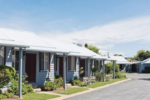Canberra Ave Villas - Accommodation Burleigh 6