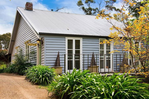 Illoura - Accommodation Burleigh 1