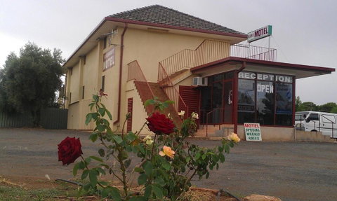 Goolgowi Highway Motel - Accommodation Burleigh 4