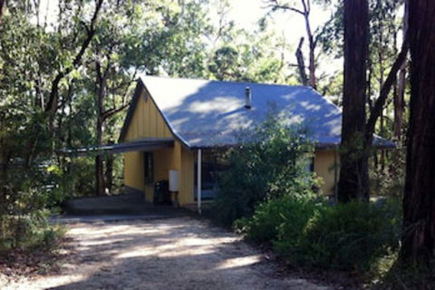 Idyllic Retreat For 4 People In Beautiful Otway Ranges, Recharge & Refresh In Hot Tub - Accommodation Burleigh 0