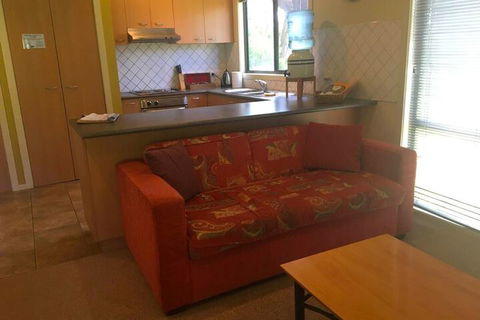 Idyllic Retreat For 4 People In Beautiful Otway Ranges, Recharge & Refresh In Hot Tub - Accommodation Burleigh 4