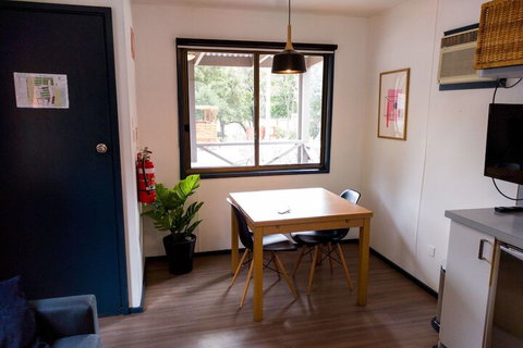 Halls Gap Lakeside Tourist Park - Accommodation Burleigh 4