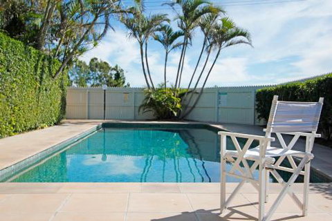 3 / 34 Kendall Street Three By The Sea - Accommodation Burleigh 2