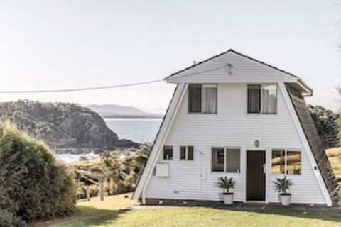 A PERFECT STAY - A Frame - Accommodation Burleigh 0
