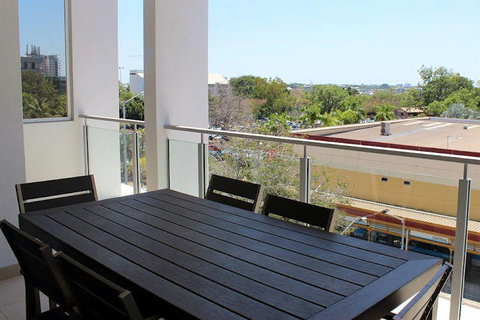 Signatures On Cavanagh â€“ The Kube - Accommodation Burleigh 2