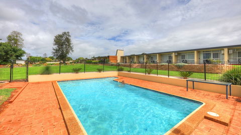 Atherton Motel - Accommodation Burleigh 5