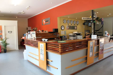 Alice Springs YHA - Hostel - Accommodation Burleigh 5