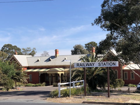 Queanbeyan Motel - Accommodation Burleigh 5