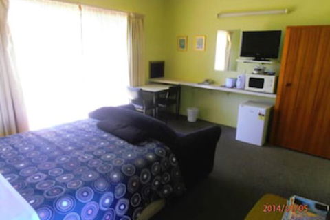 Opal Motel Leongatha - Accommodation Burleigh 2