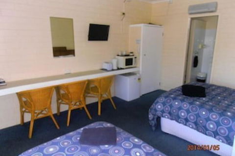 Opal Motel Leongatha - Accommodation Burleigh 5