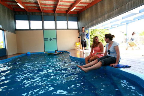 Captains Cove Resort - Accommodation Burleigh 3