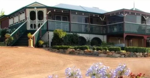 Gooromon Park Cottages - Accommodation Burleigh 0