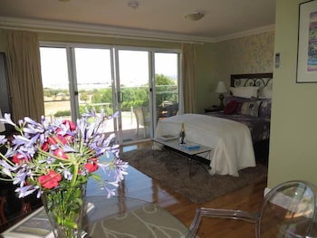 Gooromon Park Cottages - Accommodation Burleigh 6