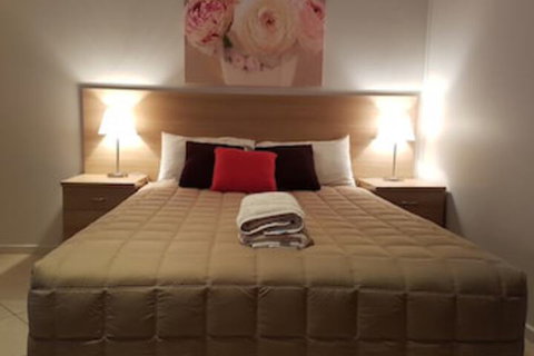 Central Motel Nelson Bay - Accommodation Burleigh 0