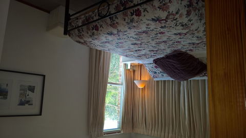Linley House Bed & Breakfast - Accommodation Burleigh 5